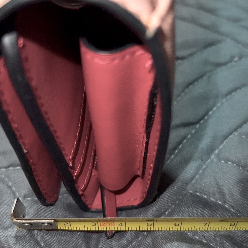 HOST PICK London Fog Dusty Pink Crossbody - Picture 8 of 8